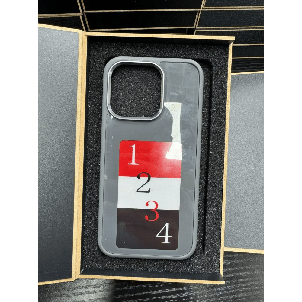 E-Ink Projection Phone Case (Personalized & Battery-Free) - TechTactic Frontier